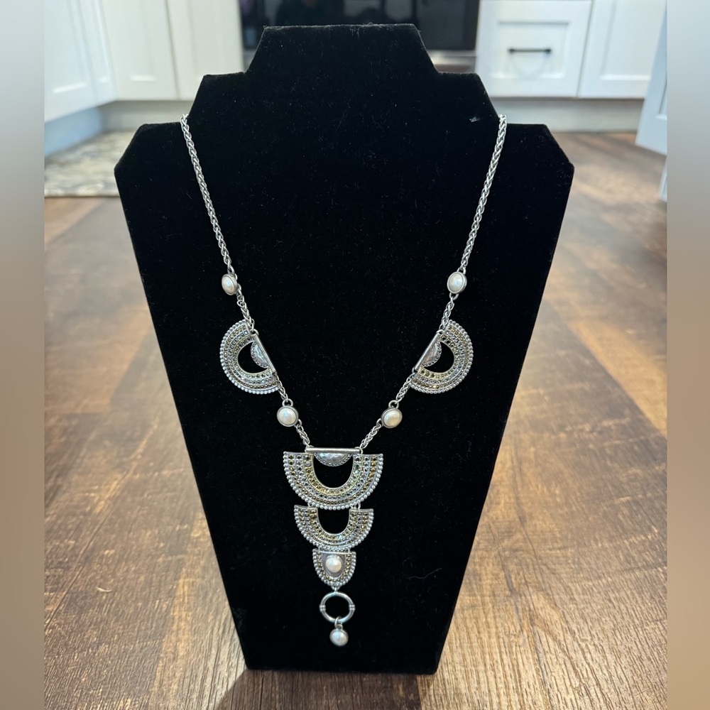 Lucky brand silver and pearl statement necklace